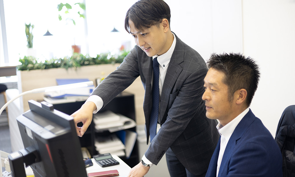 帰社後、業務整理と翌日の準備